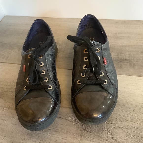 Dorking (SPAIN) Shoes - Dorking (SPAIN) Leather Shoes Sz 40. (9)